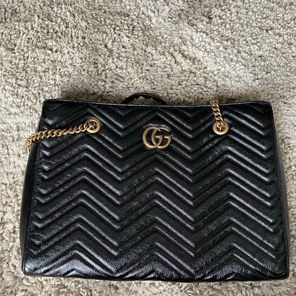 🔴 SOLD 🔴 Gucci GG Marmont Metelasse Leather Chevron Shoulder Tote - Picture 14 of 16